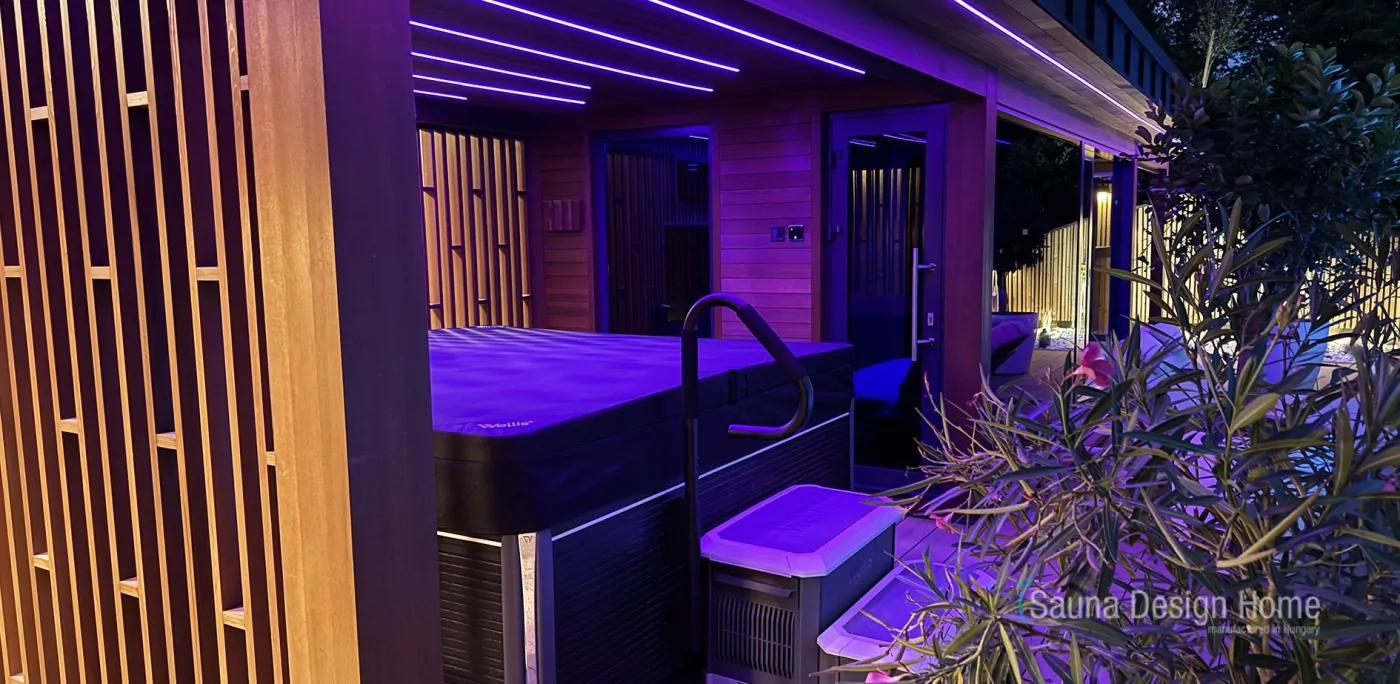 Sauna und Whirlpool