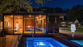 individuelles Saunahaus mit Pool Stuttgart